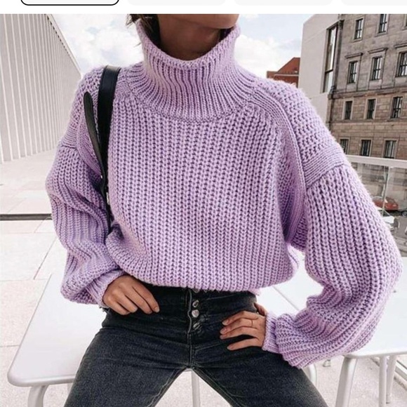 H&M Tops - H&M Chunky Knit Sweaters lavender lilac purple sz Small in like new condition